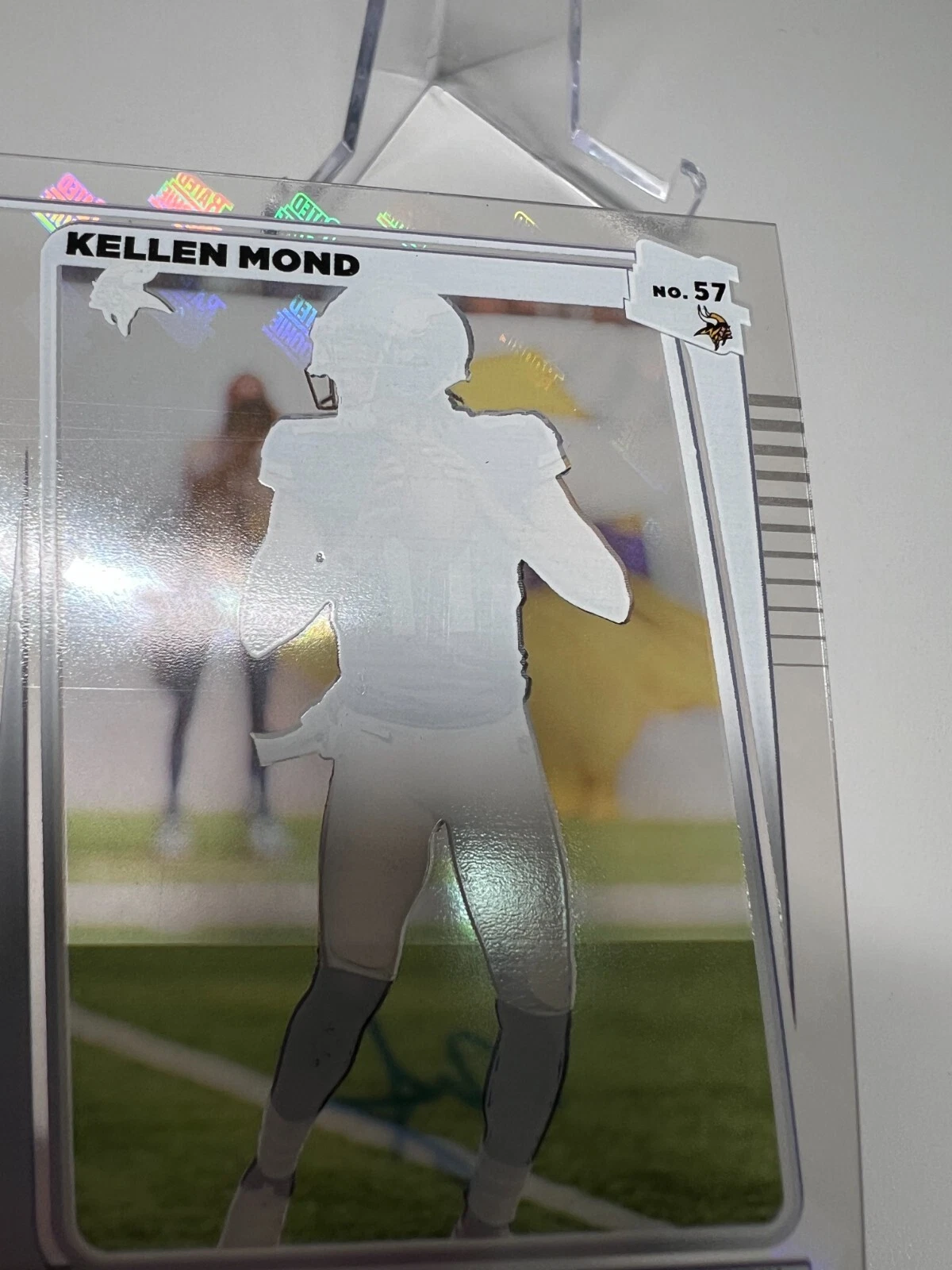 Kellen Mond 2021 Panini Donruss Rated Rookie Holo Logo Auto RC #256 Vikings