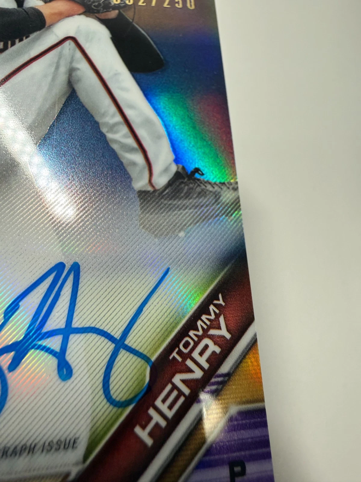 Tommy Henry 2019 Bowman Chrome 1st Purple Refractor Auto /250 #CDA-TH