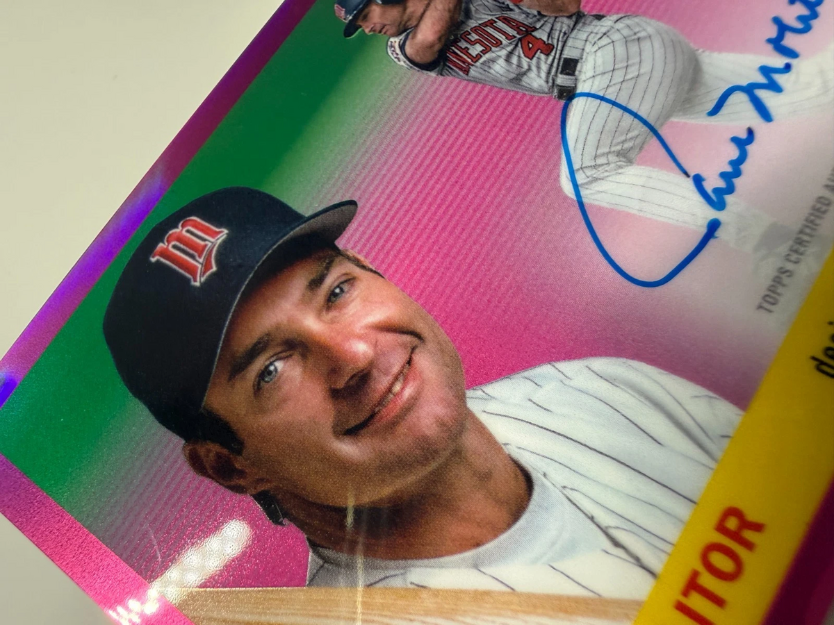 Paul Molitor 2023 Topps Chrome Platinum Anniversary Auto Pink Refractor Auto /15