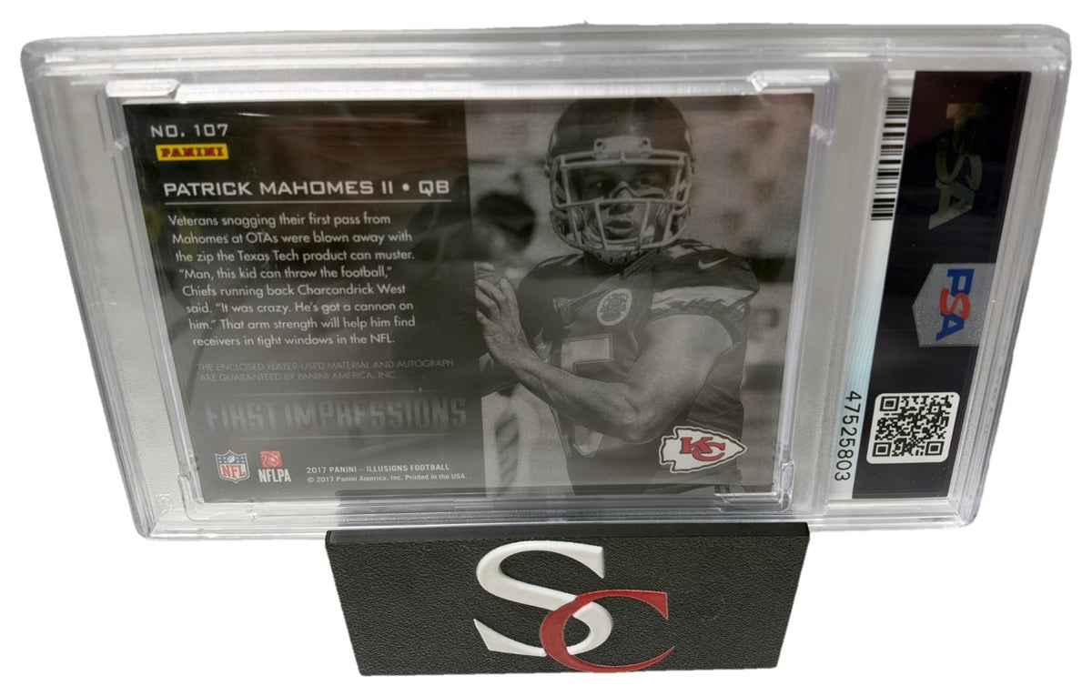 Patrick Mahomes 2017 Panini Illusions Green Rookie Patch Auto RC /25 PSA 9 MINT