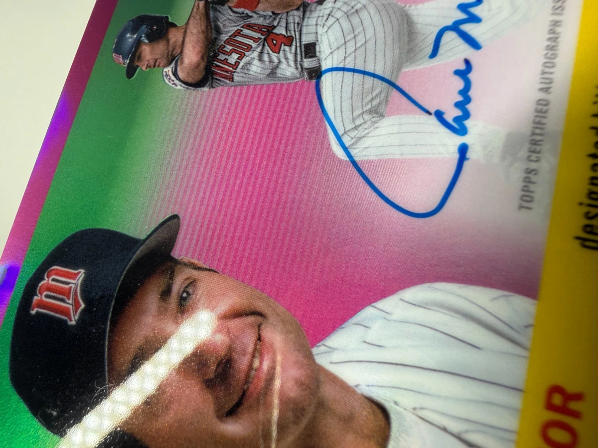 Paul Molitor 2023 Topps Chrome Platinum Anniversary Auto Pink Refractor Auto /15