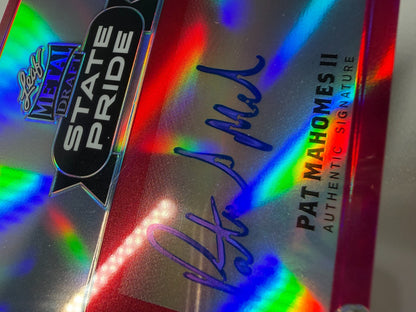 Patrick Mahomes II 2017 Leaf Metal Draft State Pride Pink Auto /15 #SP-PM1