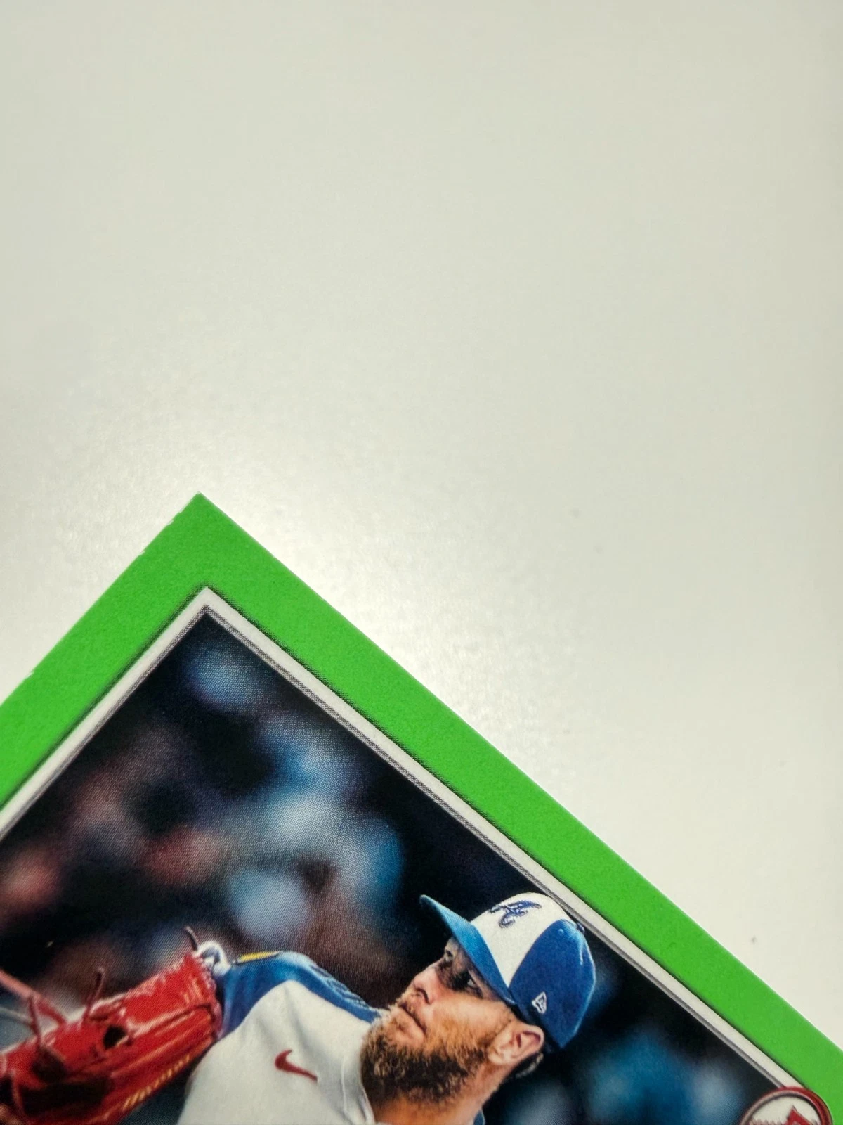 Chris Sale 2025 Bowman Neon Green /399 #82 Braves