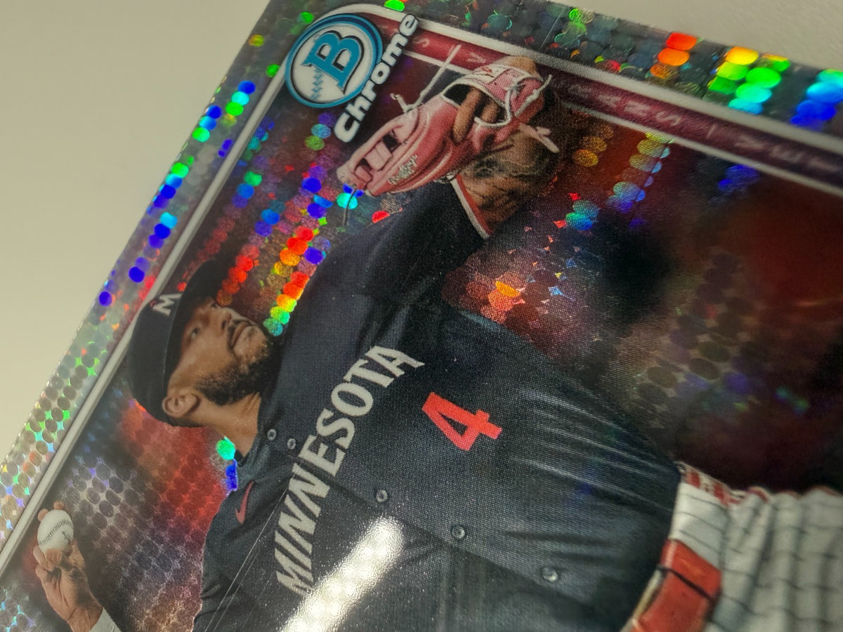 Carlos Correa 2025 Bowman Chrome Pulsar Refractor /399 #54 Twins