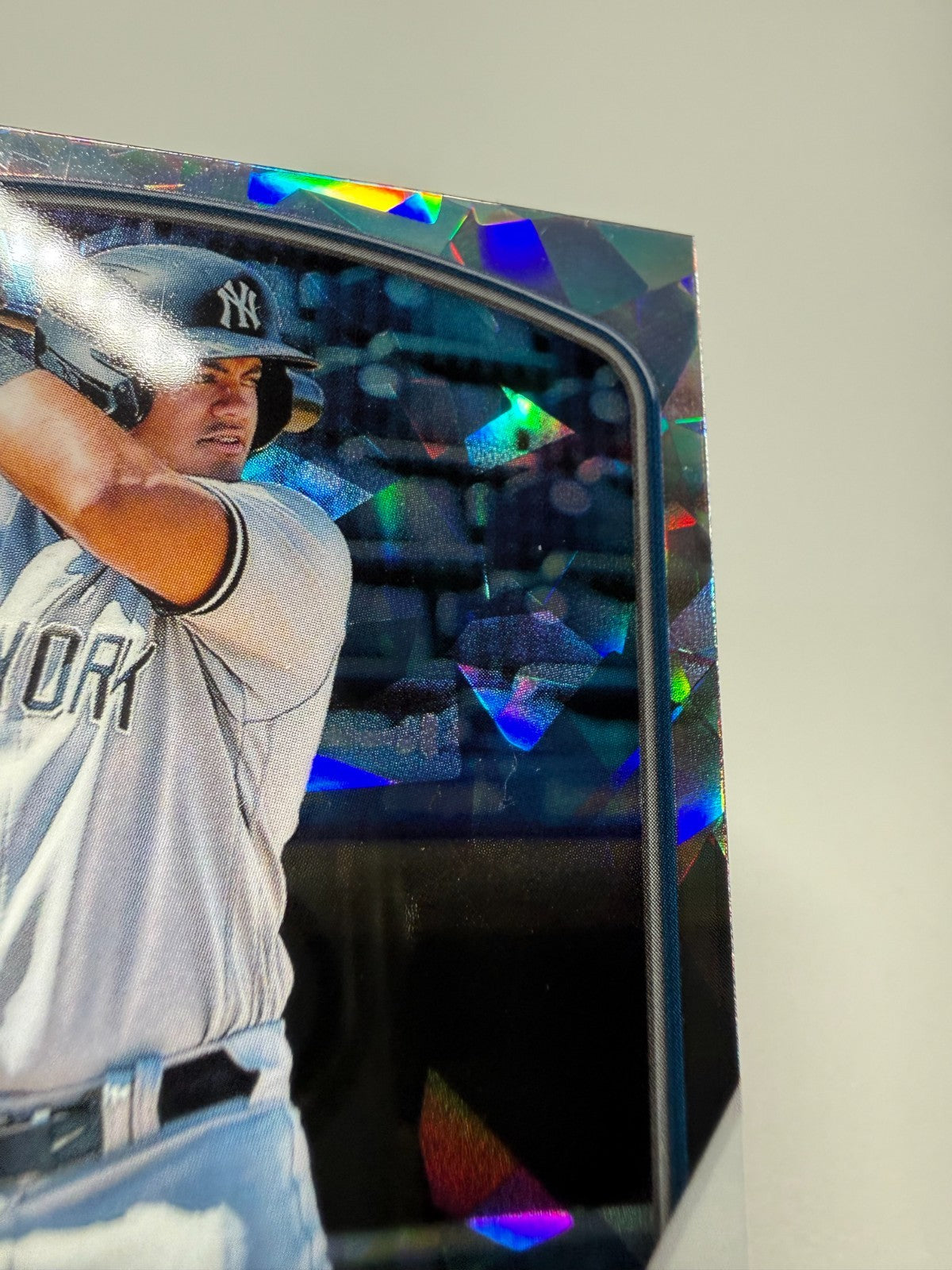 Jasson Dominguez 2023 Bowman Chrome Prospect Atomic Refractor #BCP-18 Yankees
