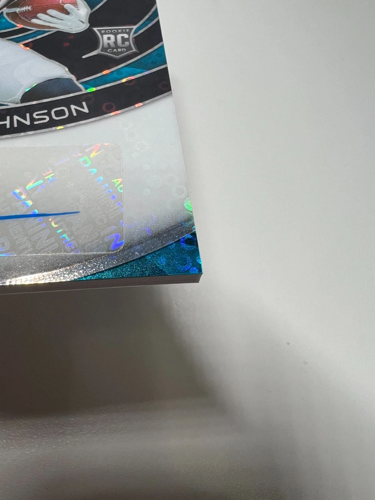 Roschon Johnson 2023 Panini Spectra Neon Blue Prizm Auto RC /50 #RAU-RJO Bears