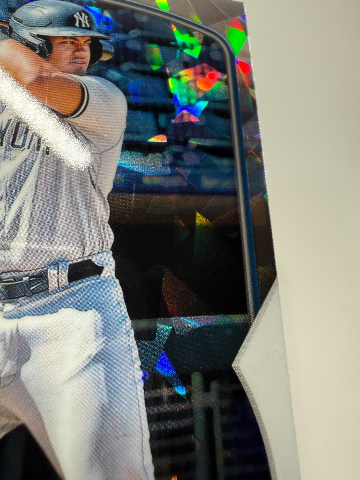 Jasson Dominguez 2023 Bowman Chrome Prospect Atomic Refractor #BCP-18 Yankees