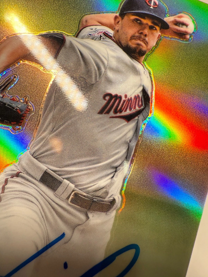 Lewis Thorpe 2020 Topps Chrome Refractor Auto RC /499 #RA-LT Twins