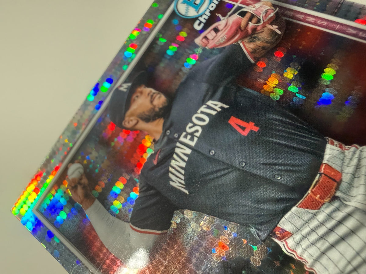 Carlos Correa 2025 Bowman Chrome Pulsar Refractor /399 #54 Twins